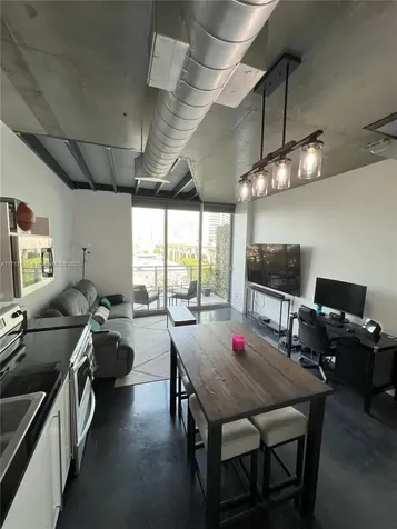 690 SW 1st Court Miami FL 33130
