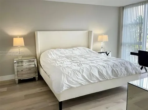 10275 Collins Avenue Bal Harbour FL 33154