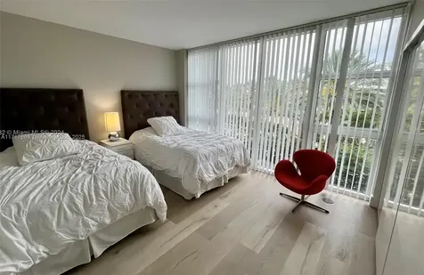 10275 Collins Avenue Bal Harbour FL 33154
