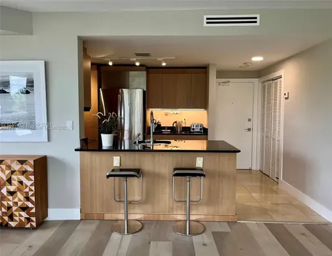 10275 Collins Avenue Bal Harbour FL 33154