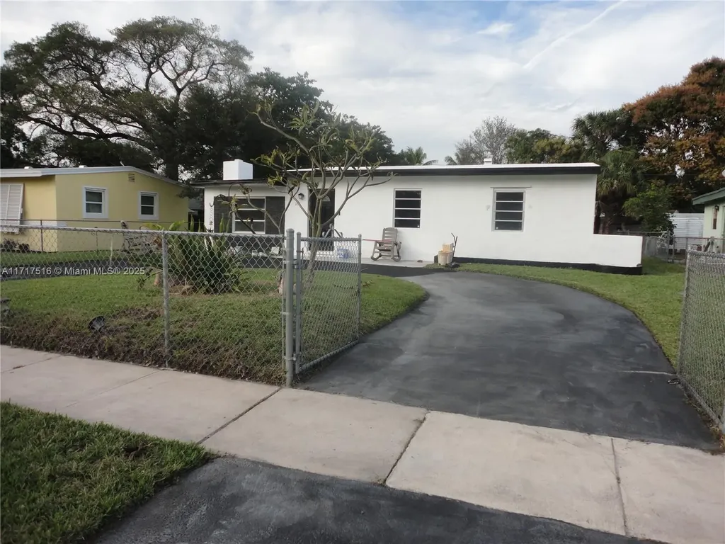 1413 NW 10th Place Fort Lauderdale FL 33311