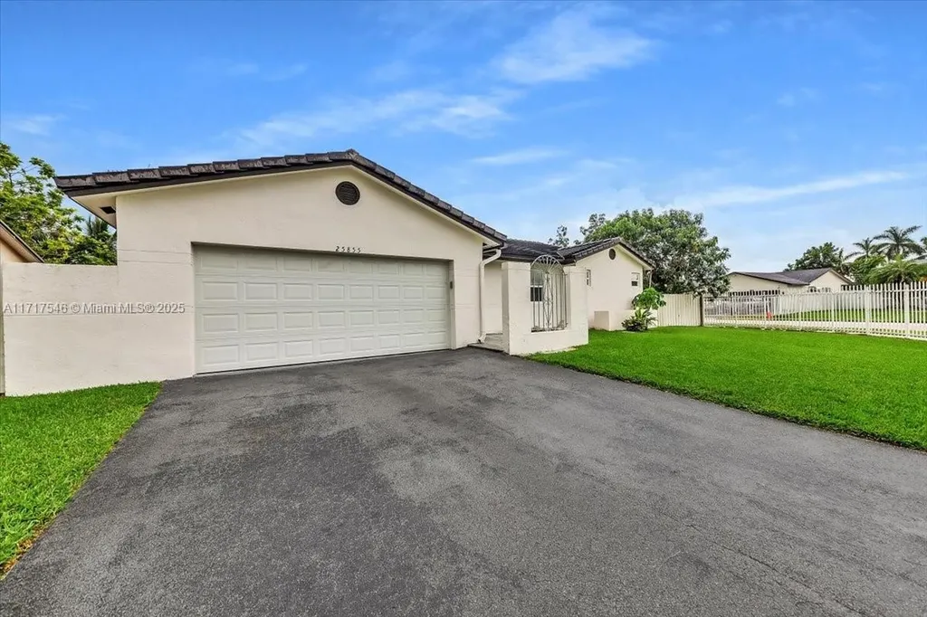 25855 SW 124th Place Homestead FL 33032