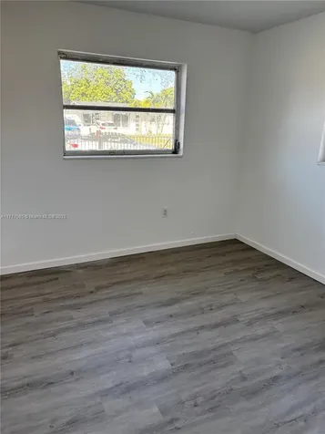 5530 NW 180th Terrace Miami Gardens FL 33055