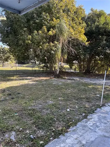 5530 NW 180th Terrace Miami Gardens FL 33055