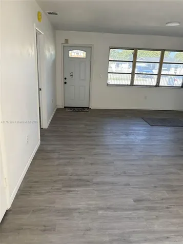 5530 NW 180th Terrace Miami Gardens FL 33055