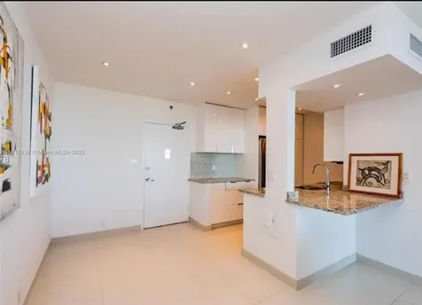 1000 West Avenue Miami Beach FL 33139
