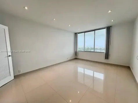 1000 West Avenue Miami Beach FL 33139