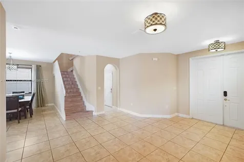 8831 W 34th Court Hialeah FL 33018