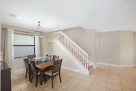 8831 W 34th Court Hialeah FL 33018