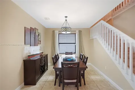8831 W 34th Court Hialeah FL 33018