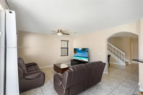 8831 W 34th Court Hialeah FL 33018