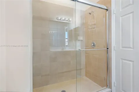 8831 W 34th Court Hialeah FL 33018