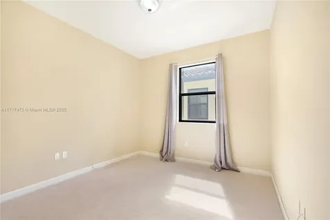 8831 W 34th Court Hialeah FL 33018