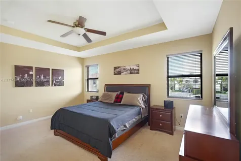 8831 W 34th Court Hialeah FL 33018