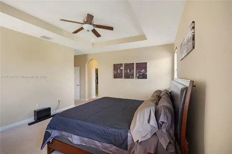 8831 W 34th Court Hialeah FL 33018