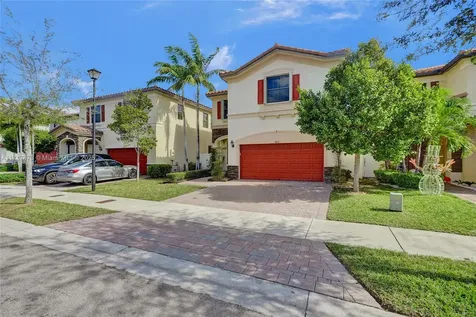 8831 W 34th Court Hialeah FL 33018