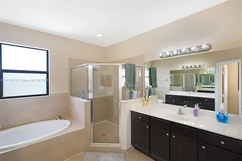 8831 W 34th Court Hialeah FL 33018