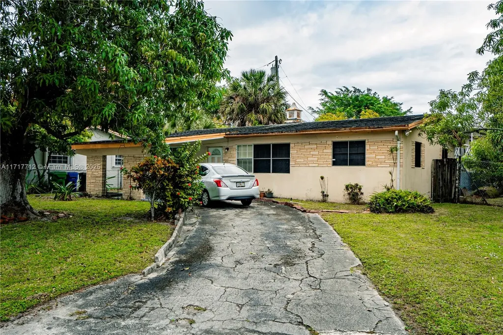 2741 SW 2nd Court Fort Lauderdale FL 33312