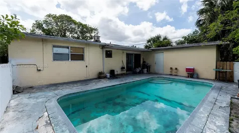 2741 SW 2nd Court Fort Lauderdale FL 33312