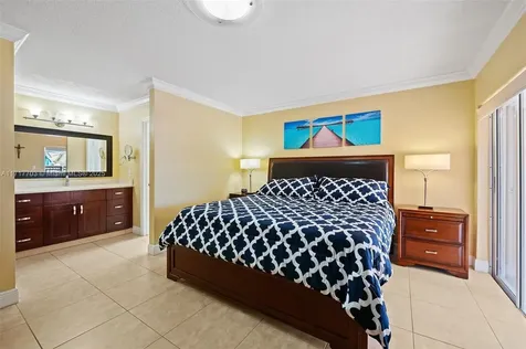14314 SW 9th Terrace Miami FL 33184