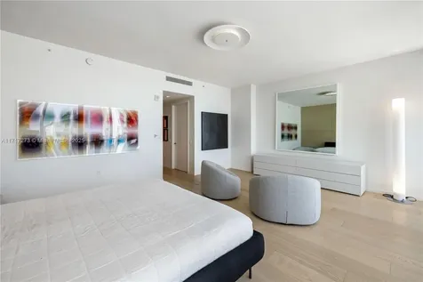 300 Collins Avenue Miami Beach FL 33139