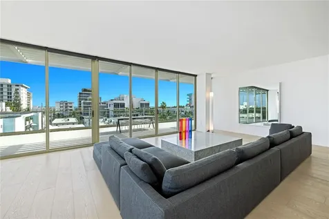 300 Collins Avenue Miami Beach FL 33139