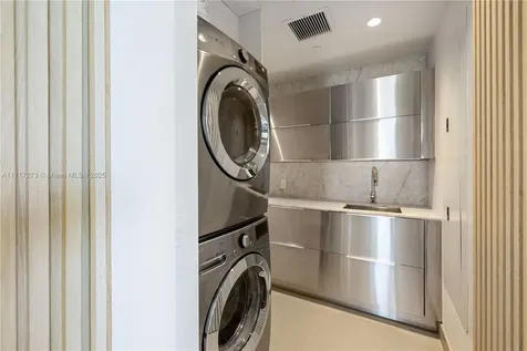 300 Collins Avenue Miami Beach FL 33139