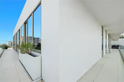 300 Collins Avenue Miami Beach FL 33139