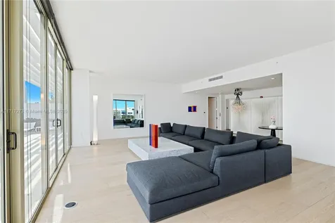 300 Collins Avenue Miami Beach FL 33139