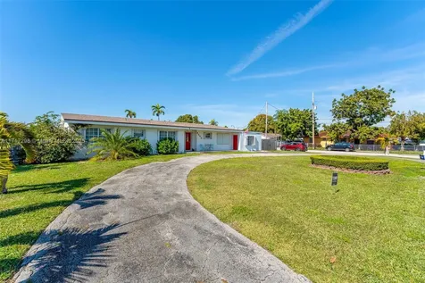 4200 SW 96th Avenue Miami FL 33165