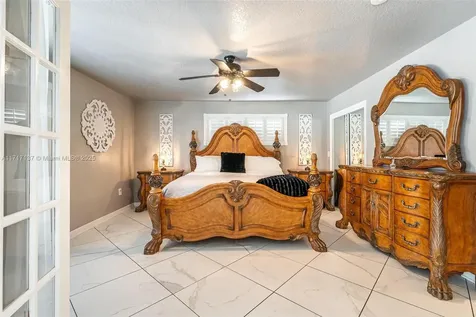 3051 SW 136th Avenue Davie FL 33330