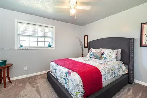3051 SW 136th Avenue Davie FL 33330