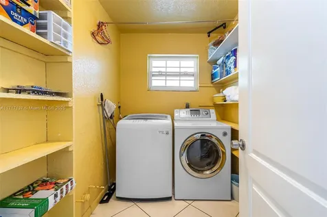 3051 SW 136th Avenue Davie FL 33330