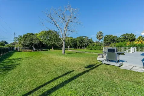 3051 SW 136th Avenue Davie FL 33330