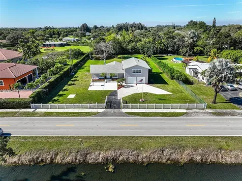 3051 SW 136th Avenue Davie FL 33330