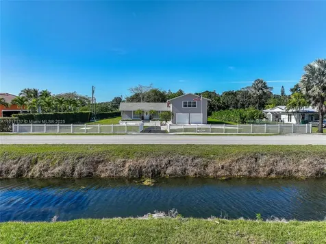 3051 SW 136th Avenue Davie FL 33330
