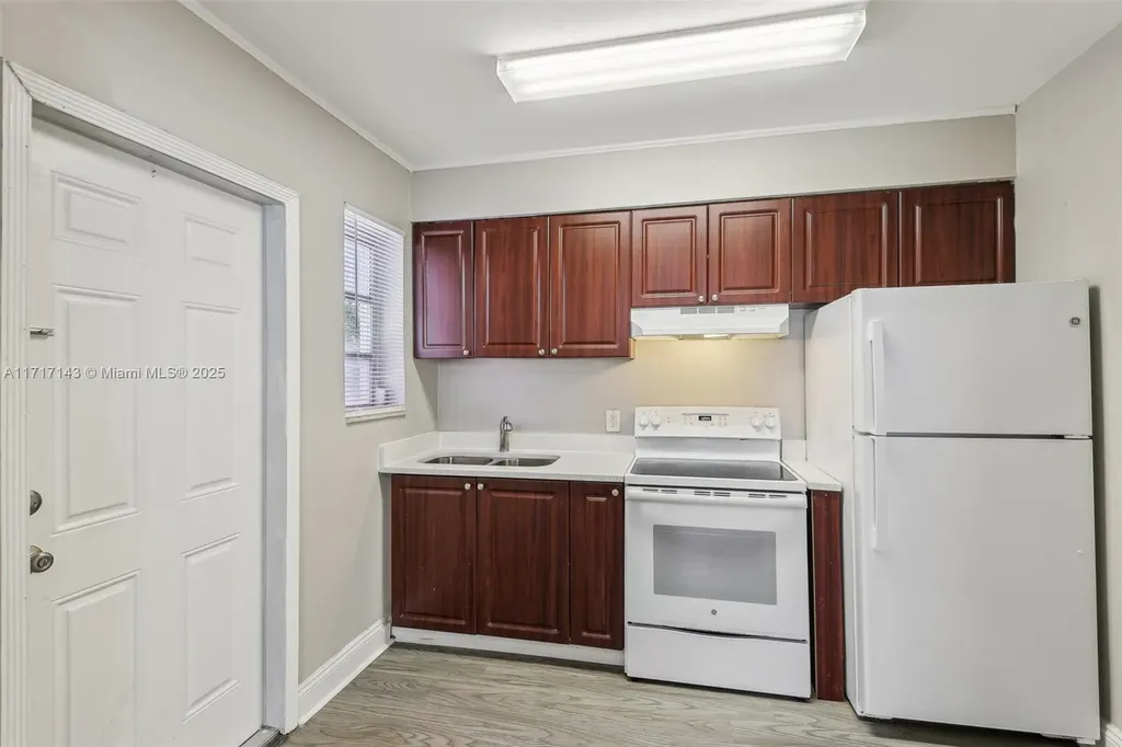 1432 N Andrews Avenue Fort Lauderdale FL 33311