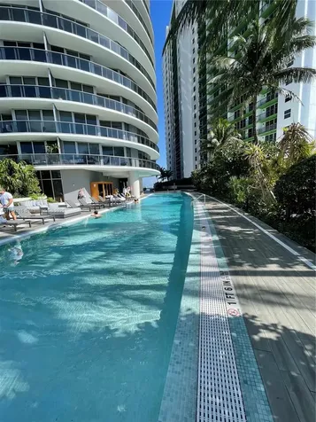 488 NE 18th Street Miami FL 33132
