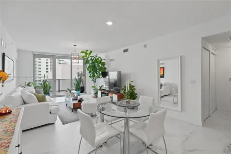 488 NE 18th Street Miami FL 33132