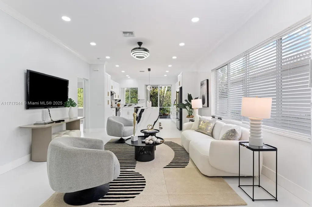 8179 Brindisi Lane Boynton Beach FL 33472