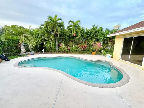 4853 NW 50th Court Coconut Creek FL 33073