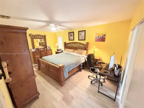 4853 NW 50th Court Coconut Creek FL 33073