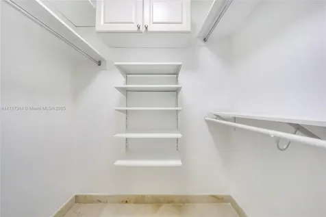 5600 Collins Avenue Miami Beach FL 33140