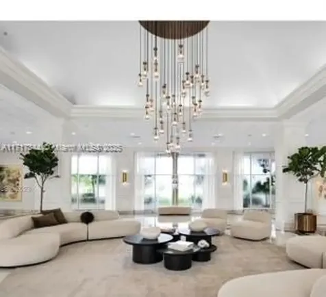 5600 Collins Avenue Miami Beach FL 33140