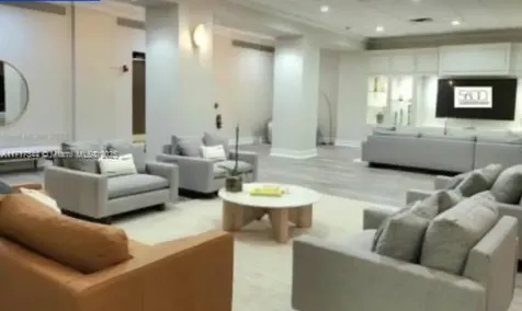 5600 Collins Avenue Miami Beach FL 33140