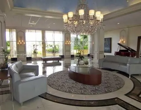 5600 Collins Avenue Miami Beach FL 33140