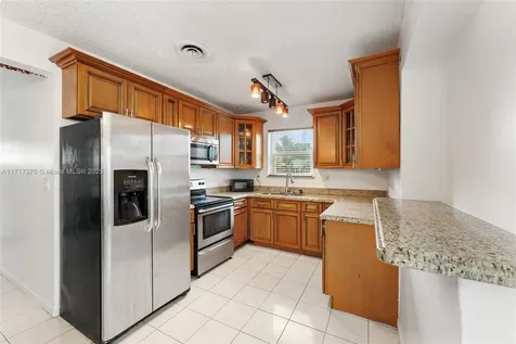2801 Island Drive Miramar FL 33023