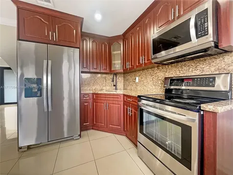 5001 NW 181st Terrace Miami Gardens FL 33055