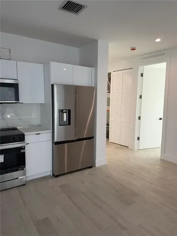 210 SE 10th Street Hallandale Beach FL 33009