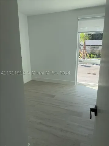 210 SE 10th Street Hallandale Beach FL 33009